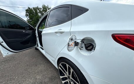Hyundai Solaris II рестайлинг, 2014 год, 980 000 рублей, 23 фотография