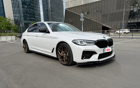 BMW 5 серия, 2021 год, 5 850 000 рублей, 2 фотография