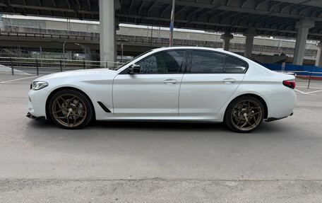 BMW 5 серия, 2021 год, 5 850 000 рублей, 5 фотография