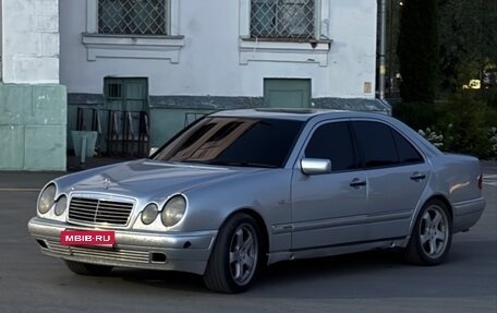 Mercedes-Benz E-Класс, 1997 год, 305 000 рублей, 3 фотография
