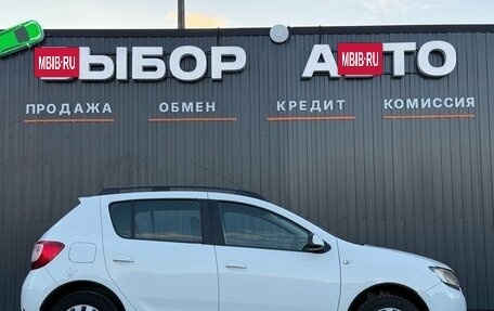 Renault Sandero II рестайлинг, 2015 год, 780 000 рублей, 3 фотография