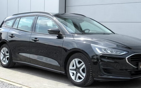Ford Focus IV, 2022 год, 1 849 238 рублей, 3 фотография