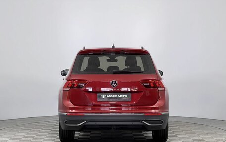 Volkswagen Tiguan II, 2021 год, 2 350 000 рублей, 6 фотография