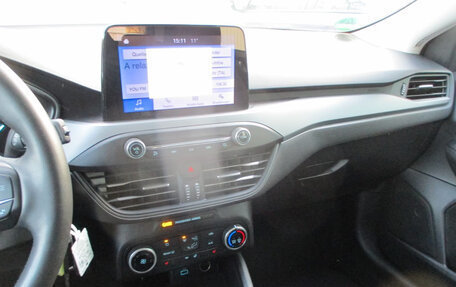 Ford Focus IV, 2022 год, 1 825 002 рублей, 9 фотография