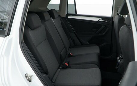 Volkswagen Tiguan II, 2021 год, 2 099 050 рублей, 7 фотография