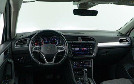 Volkswagen Tiguan II, 2021 год, 2 099 050 рублей, 6 фотография