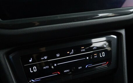Volkswagen Tiguan II, 2021 год, 2 099 050 рублей, 15 фотография