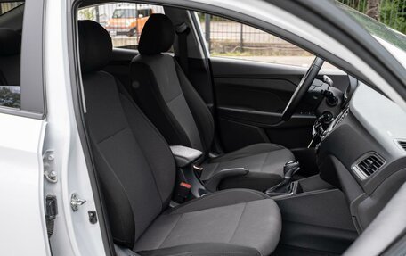 Hyundai Solaris II рестайлинг, 2020 год, 1 599 000 рублей, 8 фотография