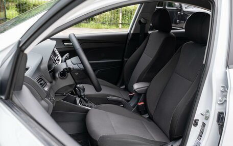 Hyundai Solaris II рестайлинг, 2020 год, 1 599 000 рублей, 10 фотография