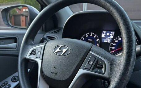Hyundai Solaris II рестайлинг, 2015 год, 950 000 рублей, 14 фотография