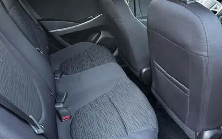 Hyundai Solaris II рестайлинг, 2015 год, 950 000 рублей, 15 фотография