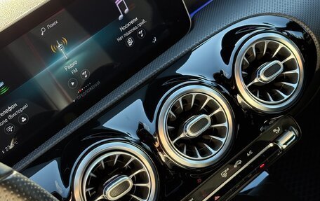 Mercedes-Benz CLA, 2019 год, 3 190 000 рублей, 23 фотография