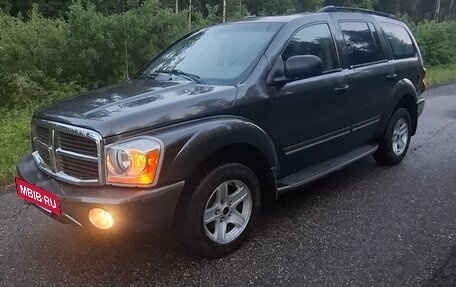 Dodge Durango II, 2004 год, 650 000 рублей, 2 фотография