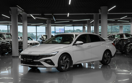 Hyundai Elantra, 2024 год, 3 050 000 рублей, 1 фотография