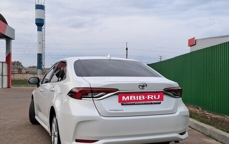 Toyota Corolla, 2022 год, 2 500 000 рублей, 4 фотография