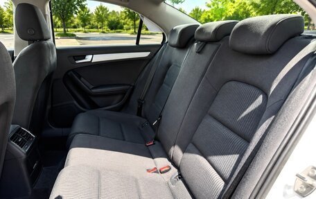 Audi A4, 2011 год, 1 330 000 рублей, 9 фотография