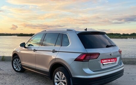 Volkswagen Tiguan II, 2017 год, 2 445 000 рублей, 6 фотография