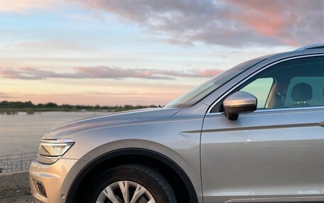 Volkswagen Tiguan II, 2017 год, 2 445 000 рублей, 24 фотография