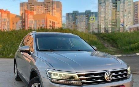 Volkswagen Tiguan II, 2017 год, 2 445 000 рублей, 16 фотография