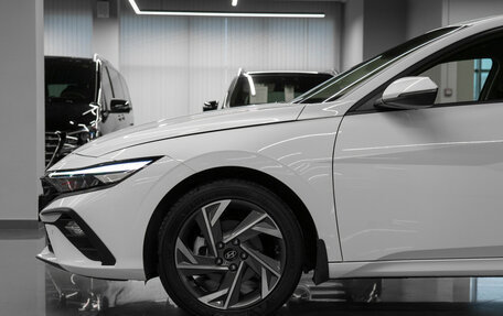 Hyundai Elantra, 2024 год, 3 050 000 рублей, 20 фотография