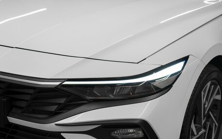 Hyundai Elantra, 2024 год, 3 050 000 рублей, 21 фотография