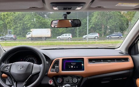 Honda Vezel, 2022 год, 2 100 000 рублей, 9 фотография