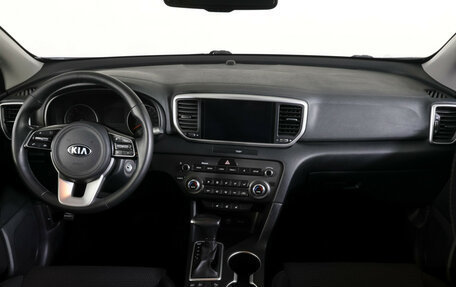 KIA Sportage IV рестайлинг, 2021 год, 2 099 000 рублей, 10 фотография