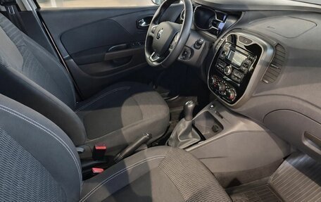 Renault Kaptur I рестайлинг, 2016 год, 1 349 000 рублей, 8 фотография
