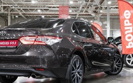 Toyota Camry, 2022 год, 3 225 000 рублей, 13 фотография