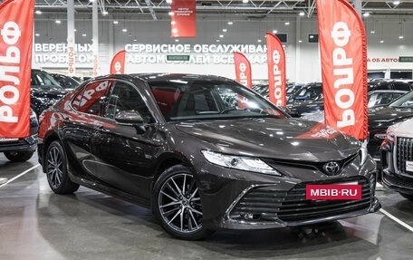 Toyota Camry, 2022 год, 3 225 000 рублей, 8 фотография