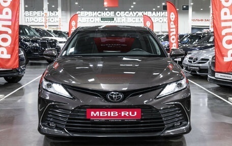 Toyota Camry, 2022 год, 3 225 000 рублей, 7 фотография