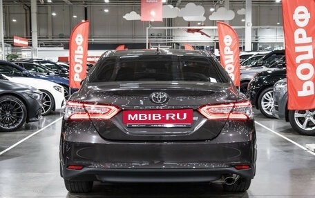 Toyota Camry, 2022 год, 3 225 000 рублей, 14 фотография