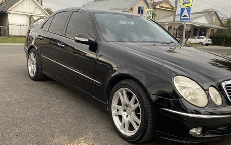 Mercedes-Benz E-Класс, 2002 год, 550 000 рублей, 1 фотография