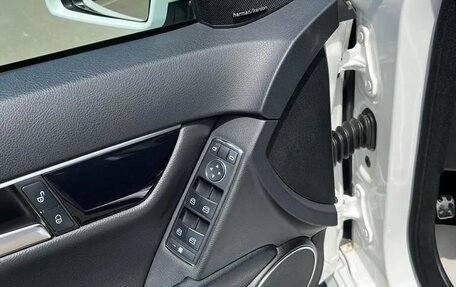 Mercedes-Benz C-Класс, 2012 год, 1 750 000 рублей, 21 фотография