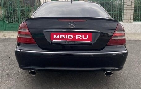 Mercedes-Benz E-Класс, 2002 год, 550 000 рублей, 3 фотография