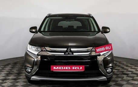 Mitsubishi Outlander III рестайлинг 3, 2018 год, 2 299 000 рублей, 2 фотография