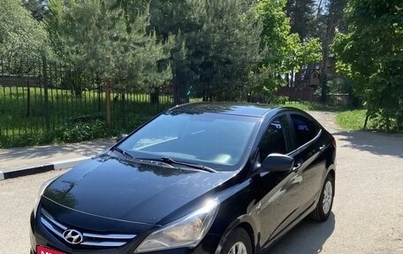 Hyundai Solaris II рестайлинг, 2014 год, 770 000 рублей, 1 фотография