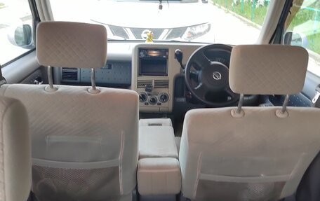 Nissan Cube II, 2003 год, 450 000 рублей, 14 фотография