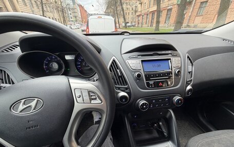 Hyundai ix35 I рестайлинг, 2011 год, 1 100 000 рублей, 6 фотография