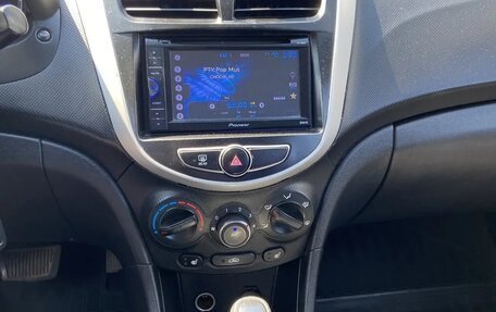 Hyundai Solaris II рестайлинг, 2014 год, 770 000 рублей, 4 фотография