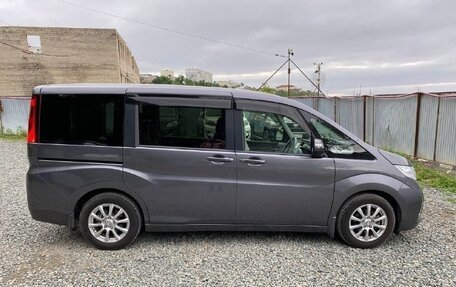 Honda Stepwgn IV, 2017 год, 1 900 000 рублей, 17 фотография