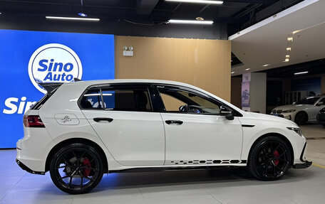 Volkswagen Golf VIII, 2023 год, 1 590 000 рублей, 4 фотография