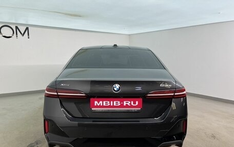 BMW 5 серия, 2025 год, 10 170 000 рублей, 4 фотография