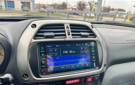 Toyota RAV4, 2003 год, 760 000 рублей, 15 фотография