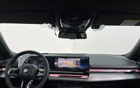 BMW 5 серия, 2025 год, 10 170 000 рублей, 9 фотография