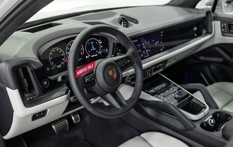 Porsche Cayenne III, 2026 год, 19 490 000 рублей, 10 фотография