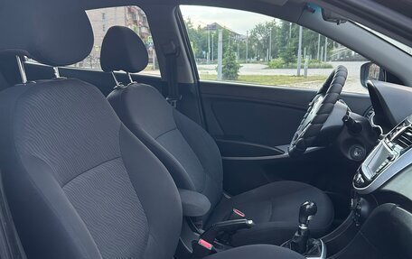 Hyundai Solaris II рестайлинг, 2012 год, 750 000 рублей, 12 фотография