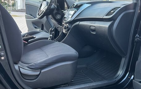 Hyundai Solaris II рестайлинг, 2012 год, 750 000 рублей, 17 фотография