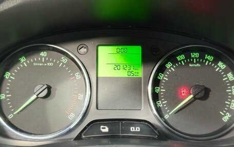 Skoda Fabia II, 2010 год, 399 000 рублей, 13 фотография