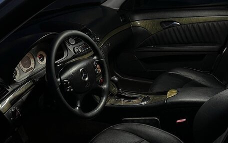 Mercedes-Benz E-Класс, 2008 год, 1 000 000 рублей, 8 фотография
